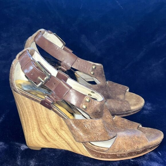Michael Kors Women’s Briyette Wedge Sandals Sz‎ 8.5 Mocha Brown Leather Buckle - Picture 1 of 7